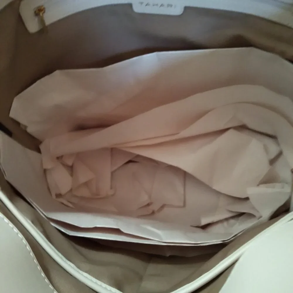 Tahari Purse 2 Piece Set NWT - Picture 4 of 7